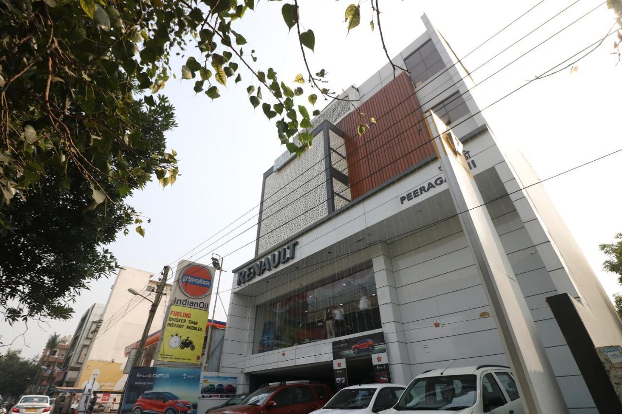 Oyo 9999 Hotel La Wisteria เดลี ภายนอก รูปภาพ